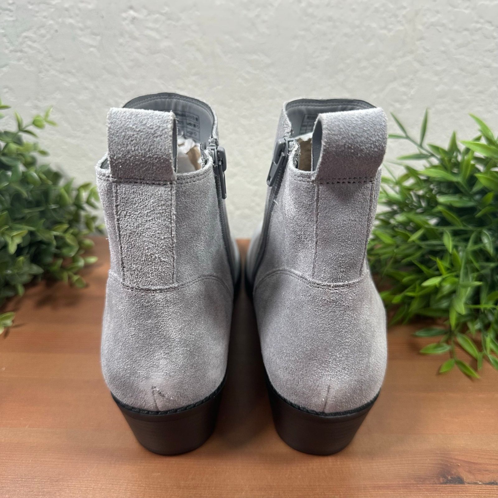 Vionic Vionic Roseland Wide Water-Repellent Suede Ankle Boots Size US 8.5 / IT 38.5 - 5 Thumbnail