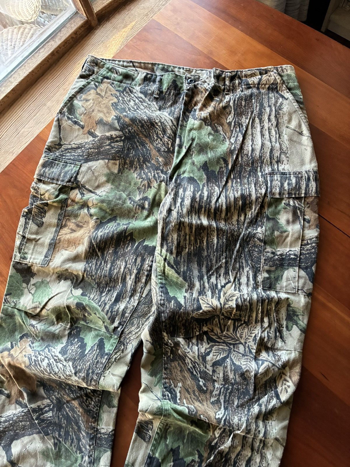 Vintage Vintage 90s realtree camo cargo pants Size US 38 / EU 54 - 2 Thumbnail