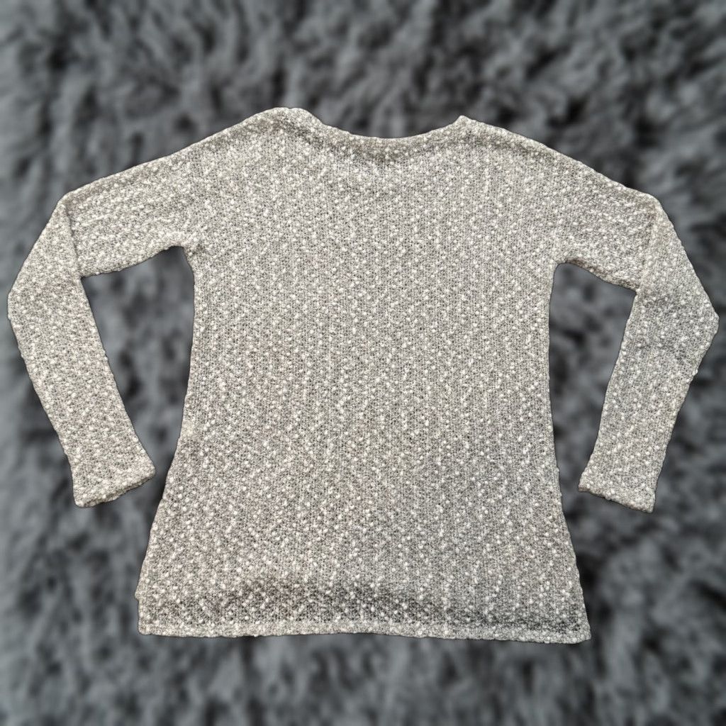 Vintage VINTAGE Aeropostale Women Popcorn Sweater Sz M Metallic Loose Knit Retro 90s Y2K Crew Neck Long Sleeve White Knit Pullover Casual Fall Winter Women Size S / US 4 / IT 40 - 1 Thumbnail