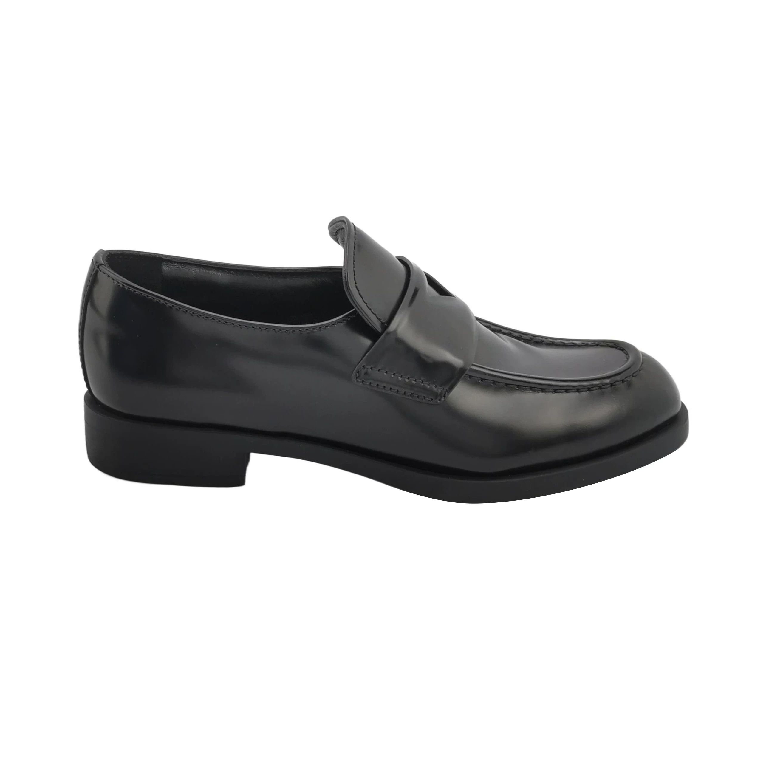 Prada Prada Leather Triangle Logo Round Toe Low Heel Size US 7 / IT 37 - 1 Thumbnail