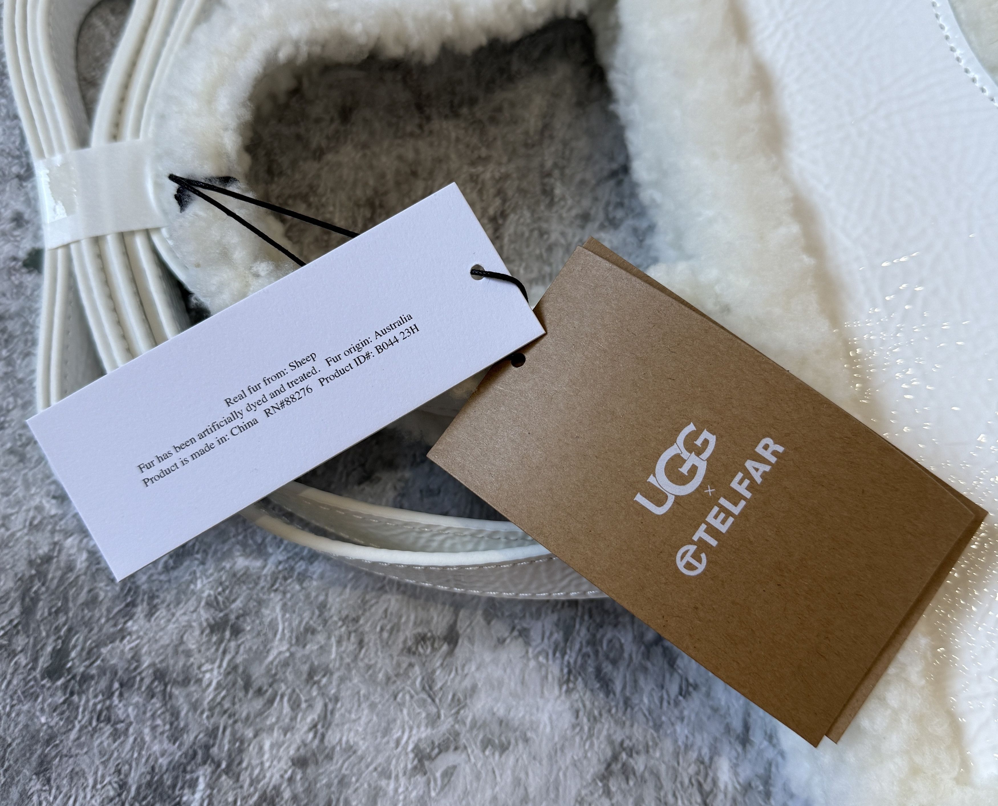 Telfar × Ugg UGG X TELFAR M SHOPPER CRINKLE WHITE O\S Size ONE SIZE - 3 Thumbnail