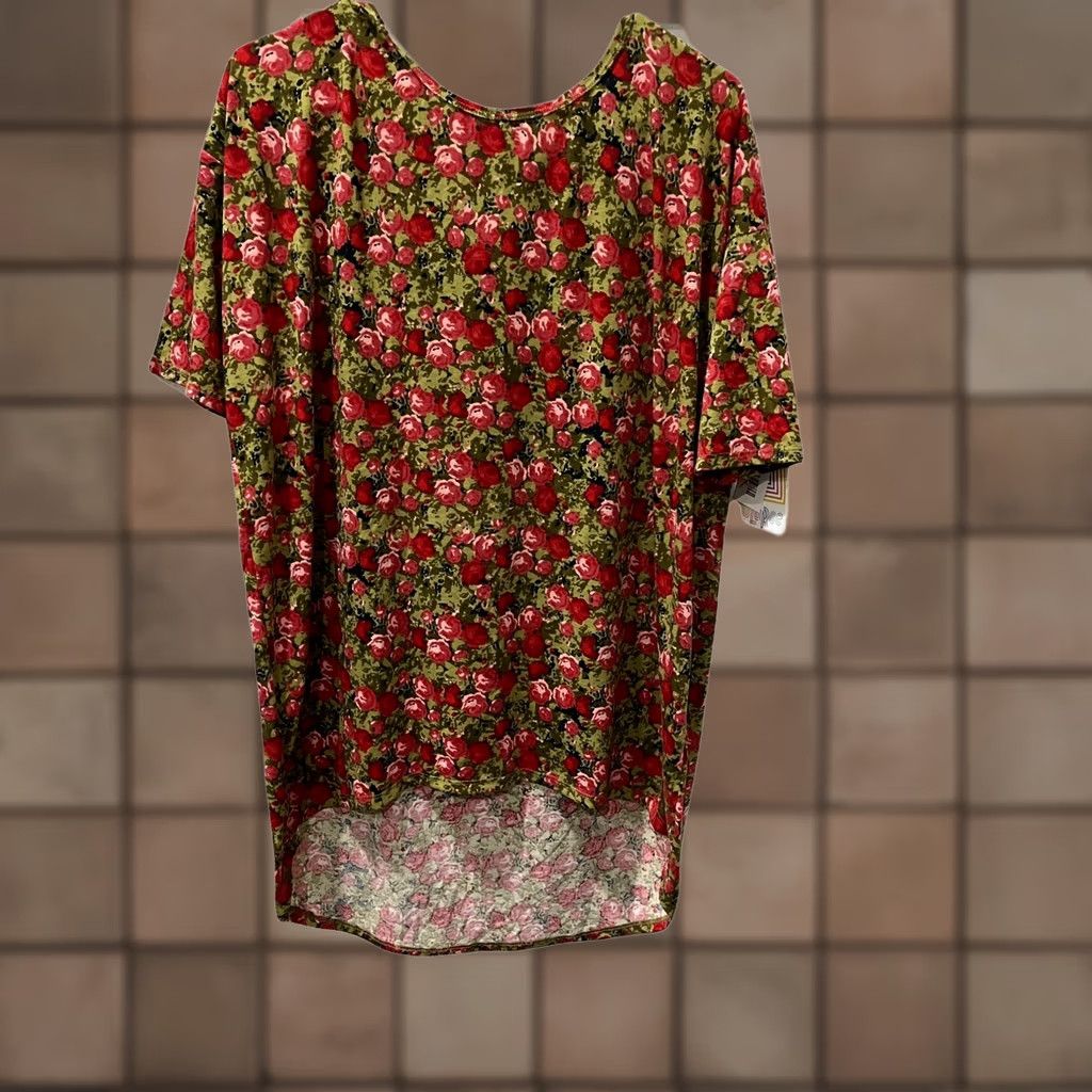 Vintage LuLaRoe Tunic Irma Red Green Rose Print NWT Size S Small Green Floral All Seasons Womens Shirt T Size S / US 4 / IT 40 - 1 Thumbnail