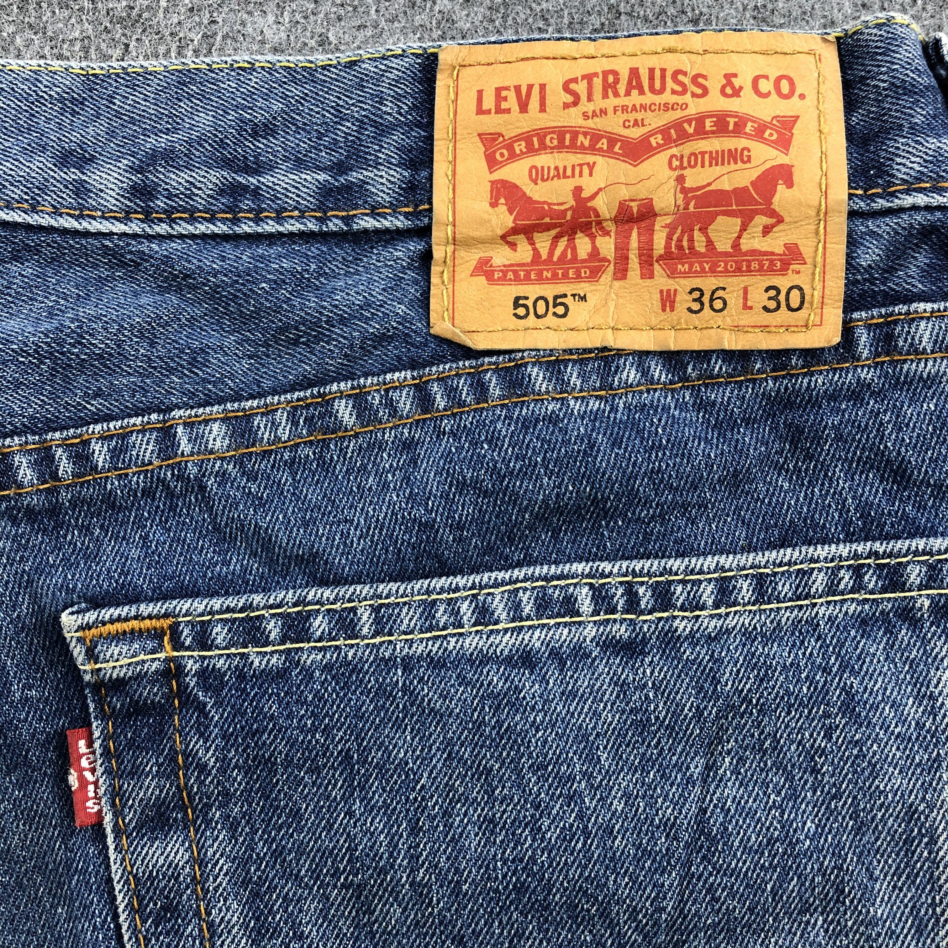 Levi's Vintage Blue Washed Levis 505 Jeans-J982 Size US 37 - 5 Thumbnail