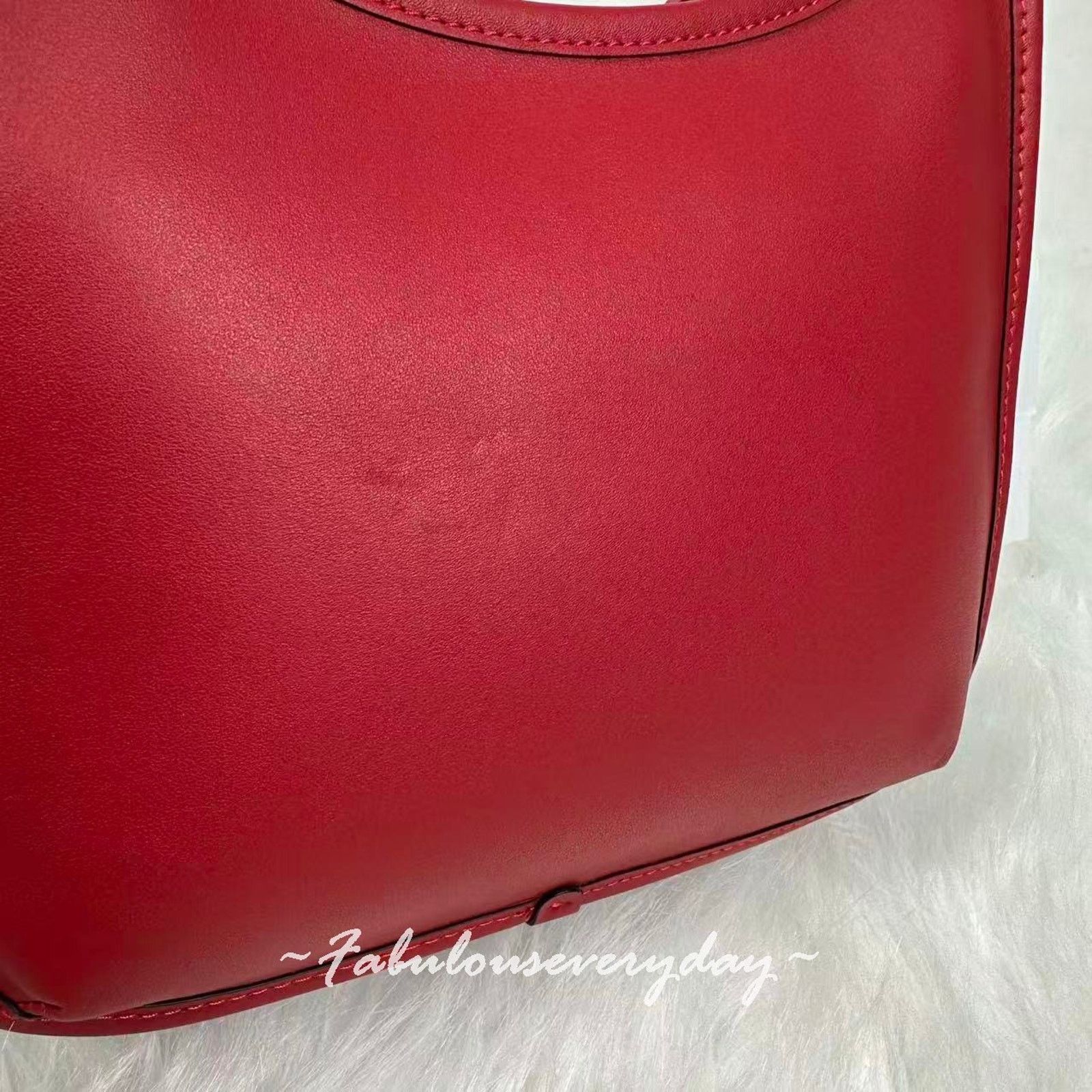 Coach Coach Curve Zip Bag Shoulder Bag In Leather/Gold/Ruby CAF11 Size ONE SIZE - 3 Thumbnail