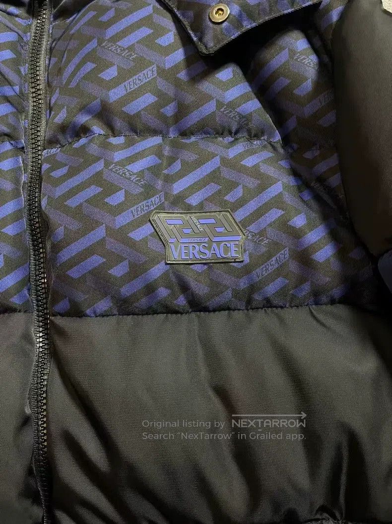 Versace Versace The black basket is full of printed down jackets Size US XXL / EU 58 / 5 - 4 Thumbnail