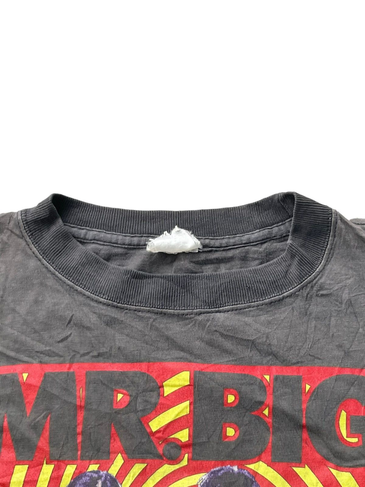 Vintage VTG 1996 Mr Big Japan Tour Faded Distresed Size US L / EU 52-54 / 3 - 4 Thumbnail
