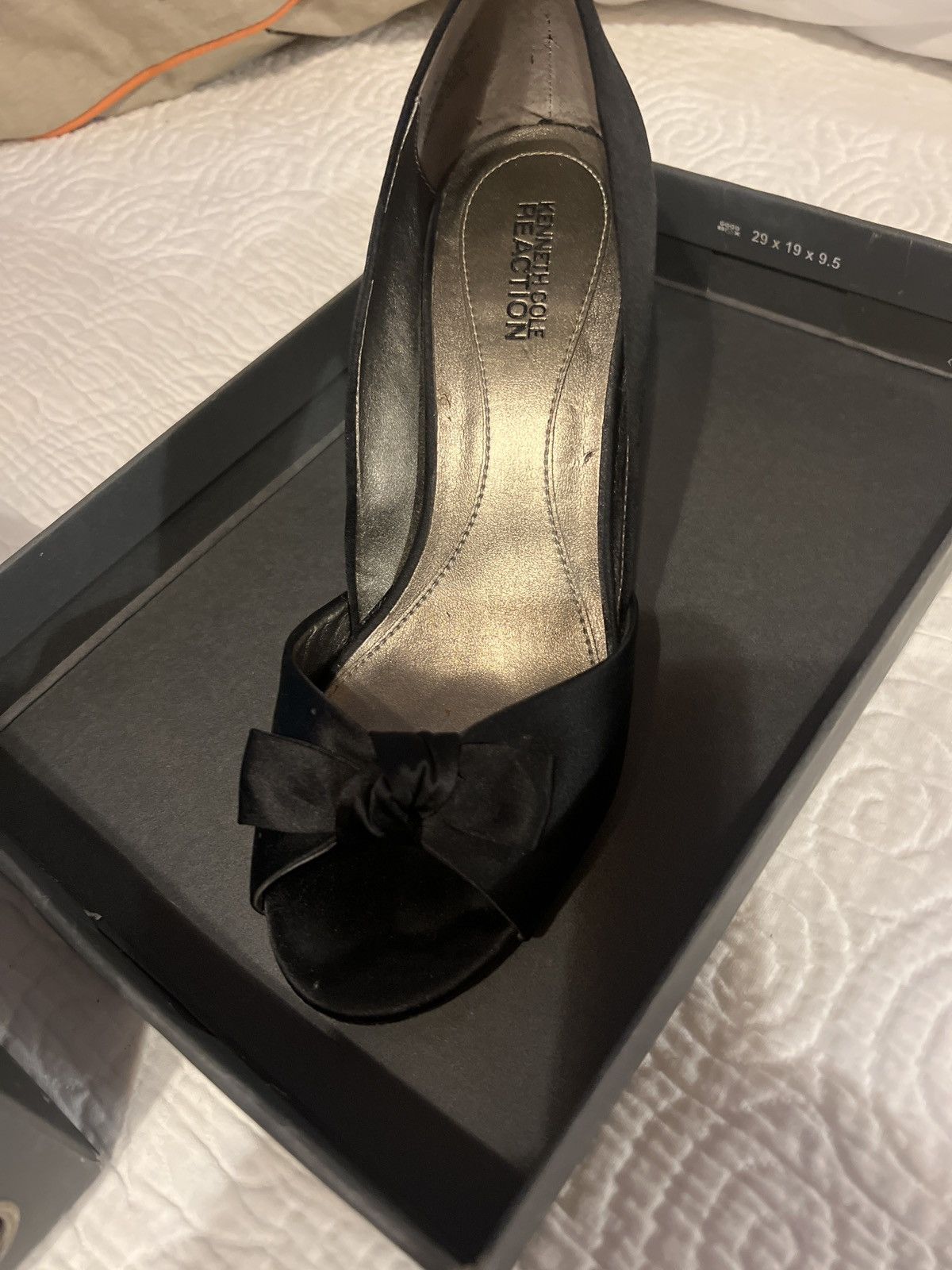 Kenneth Cole Kenneth Cole Black satin pumps Size US 7.5 / IT 37.5 - 2 Thumbnail