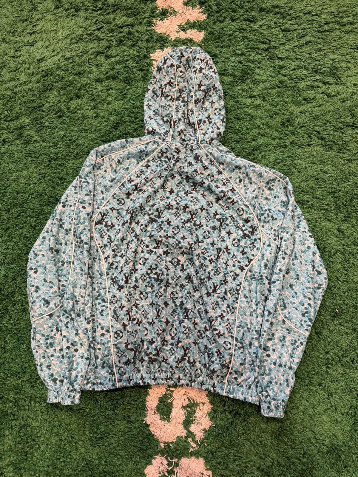 Louis Vuitton Louis Vuitton Mint Monogram Windbreaker DS Size 48 Size US M / EU 48-50 / 2 - 8 Thumbnail