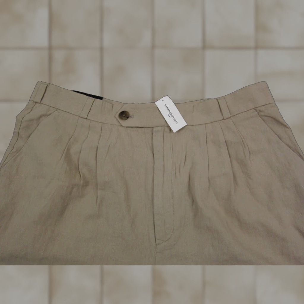 Banana Republic VINTAGE Banana Republic Shorts Womens 16 Beige Linen High Rise Pleated Khaki Chino Casual Summer Girls Womens Size 38" / US 16 / IT 52 - 1 Thumbnail