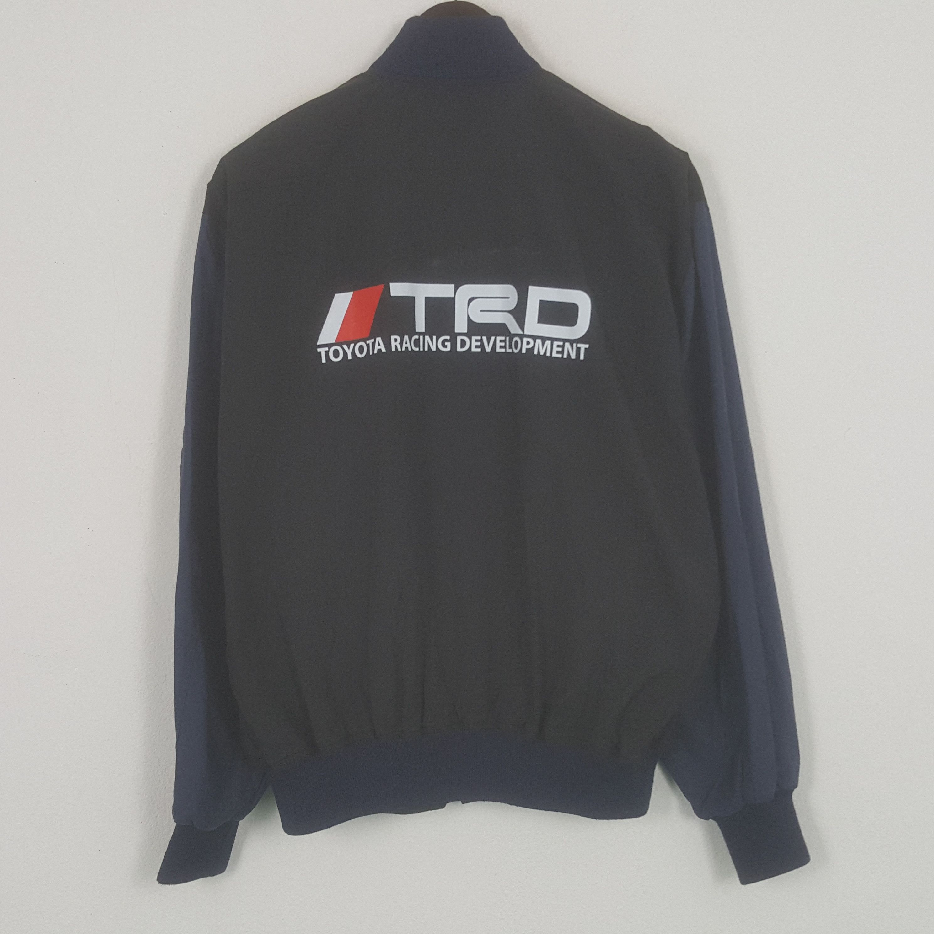 Vintage Vintage Toyota Racing Development Custom Art Bomber Jacket Size US L / EU 52-54 / 3 - 1 Thumbnail