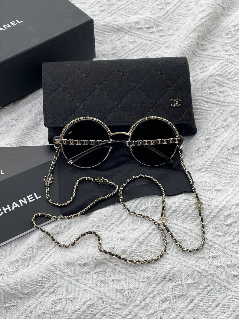 Chanel Chanel Leather wearing chain full of logo sunglasses Size ONE SIZE - 2 Thumbnail