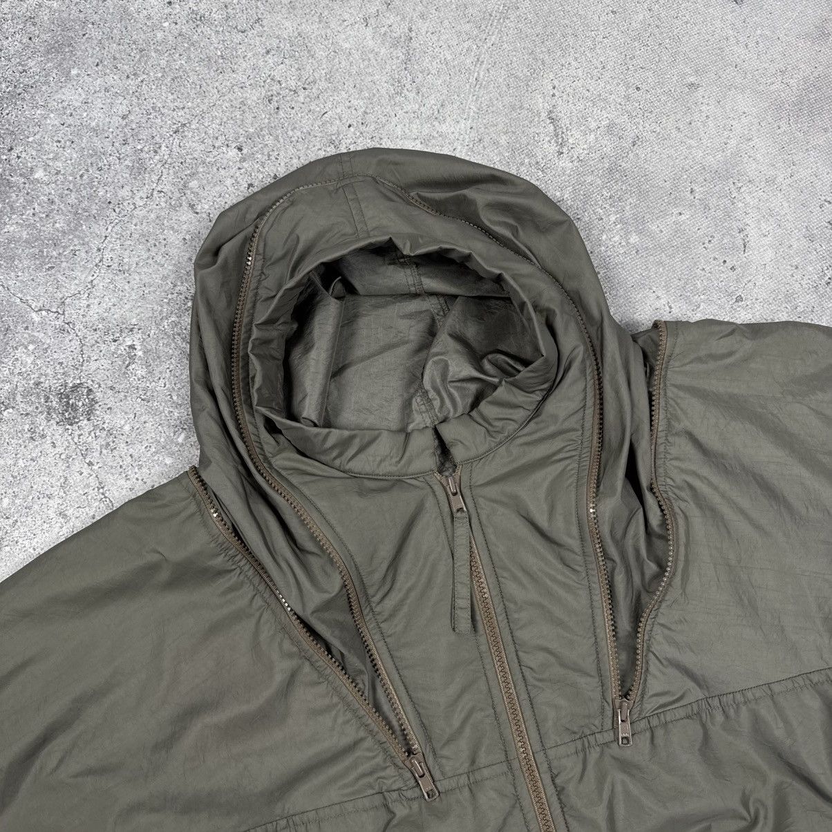 Issey Miyake × Japanese Brand × Vintage Vintage 90s Issey Miyake Windcoat Ninja Padded Jacket Olive Size US S / EU 44-46 / 1 - 9 Thumbnail