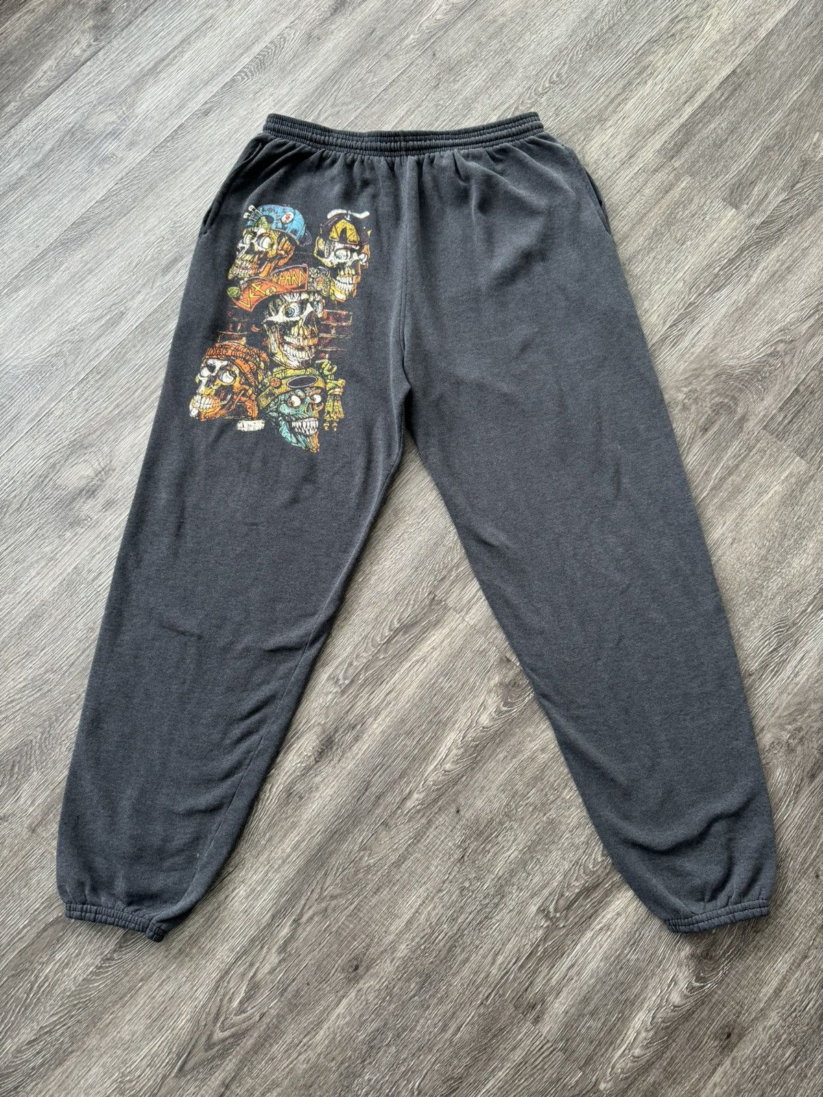 Band Tees VINTAGE DEF LEPPARD 80s BAND SWEATPANTS JOGGERS SIZE XL RARE Size US 36 / EU 52 - 2 Thumbnail