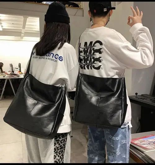 Japanese Brand Fashion y2k pu leather shoulder messenger bag vintage Size ONE SIZE - 5 Thumbnail