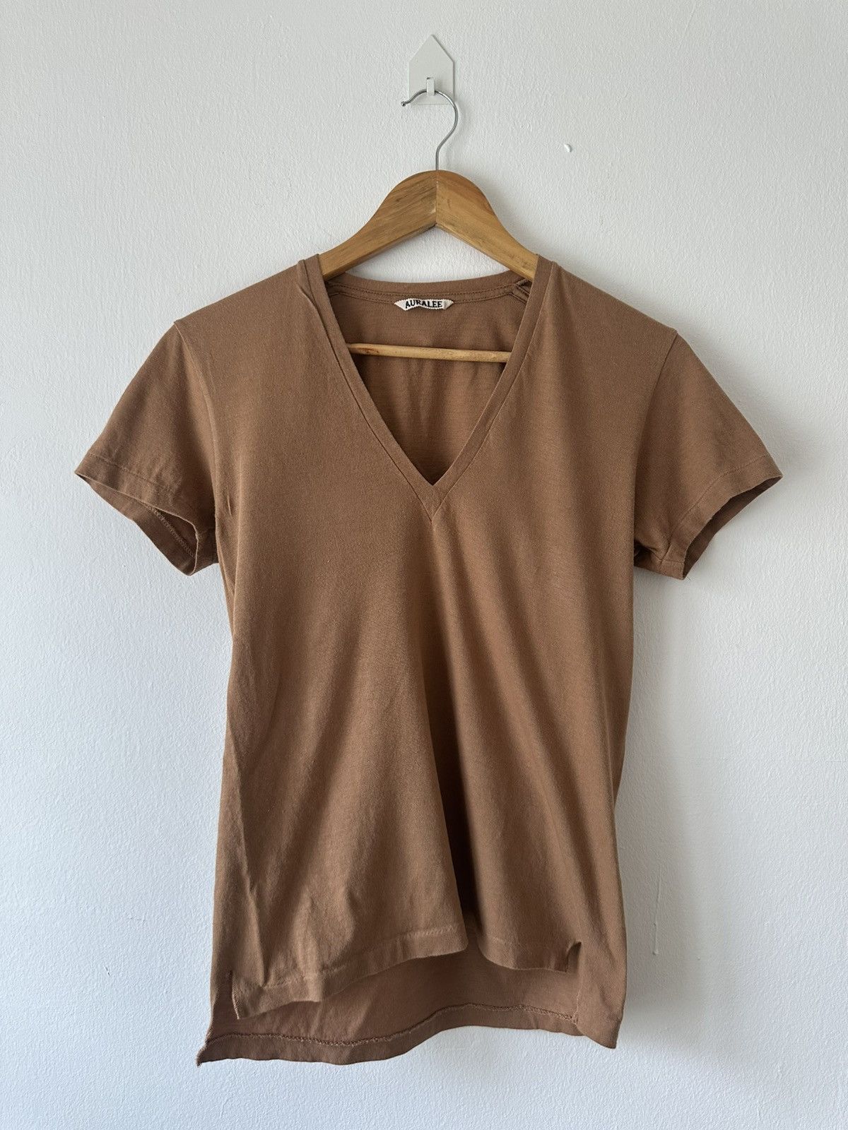 Auralee Auralee V-Neck T Shirt Size US S / EU 44-46 / 1 - 1 Thumbnail