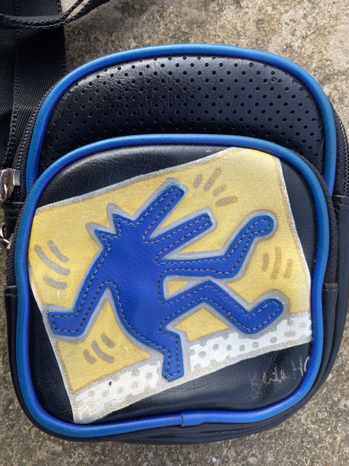 Fubu Fubu x keith Haring Leather Sling bag Size ONE SIZE - 3 Thumbnail