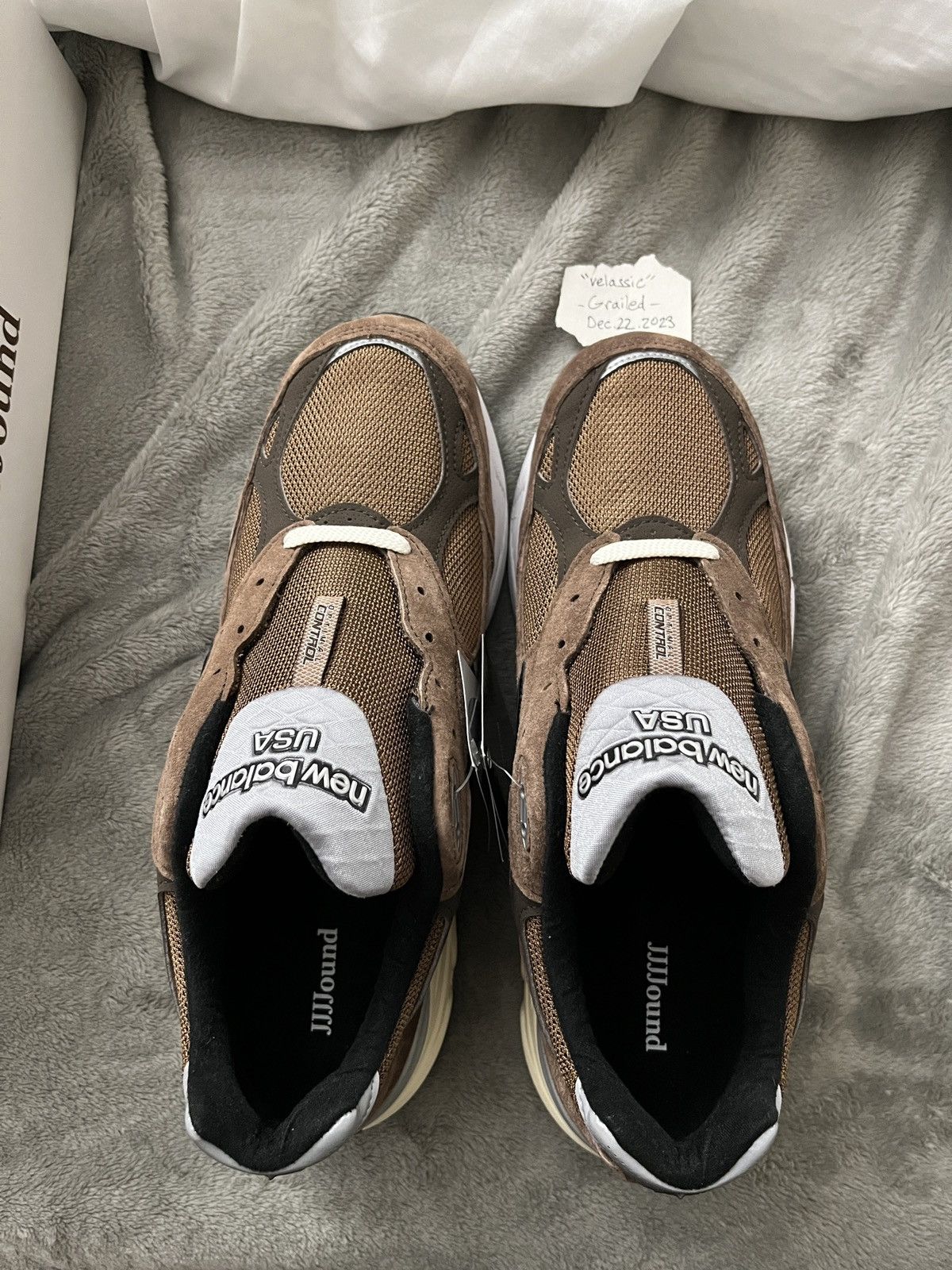 JJJJound × New Balance JJJJound New Balance 990v3 Montréal Brown Size US 10.5 / EU 43-44 - 6 Thumbnail