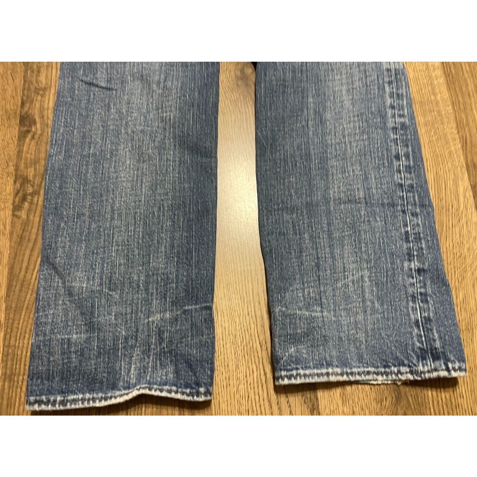 Gap VINTAGE Gap Jeans Women’s Size 27? Blue Denim Bootcut Pockets 1969 GAP 1969 Jeans Womens Size 27? Blue Denim Bootcut Pockets Regular Inseam 28 in Size 27" / US 4 / IT 40 - 4 Thumbnail