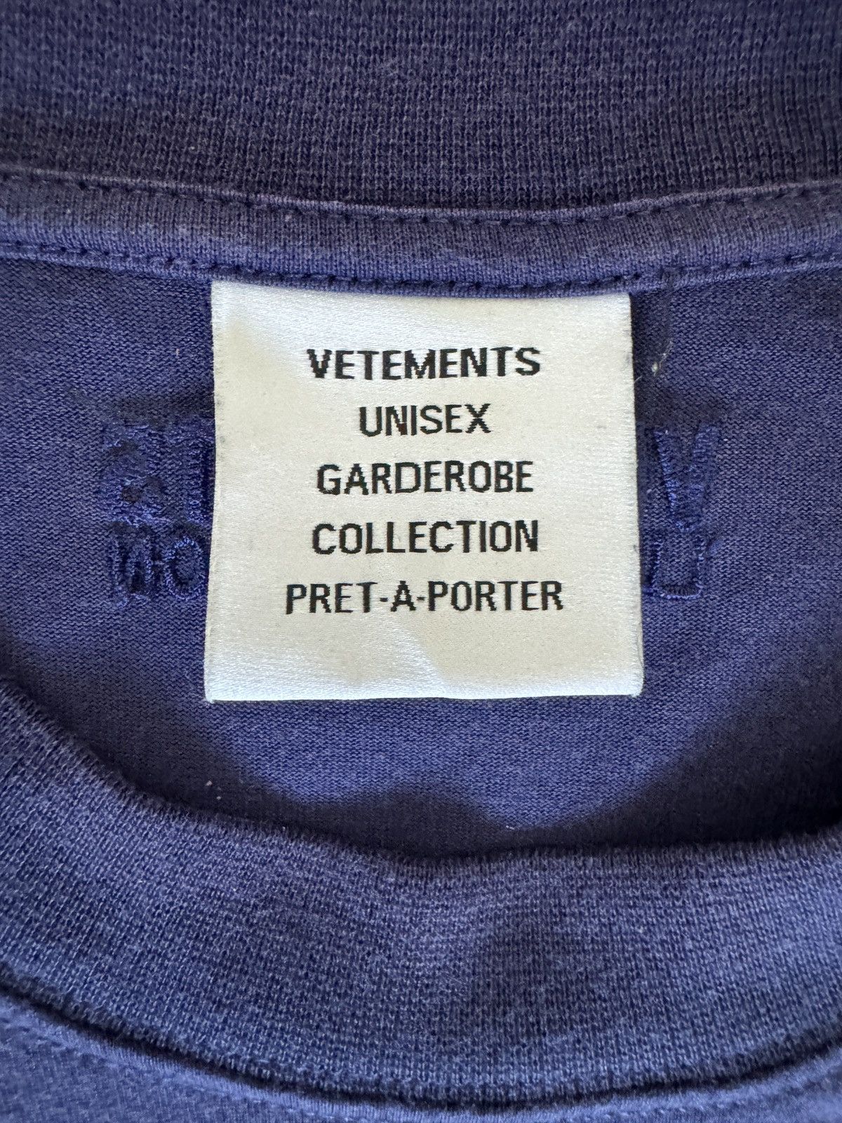 Vetements Gvasalia For Vetements Logo T-Shirt Size US S / EU 44-46 / 1 - 4 Thumbnail