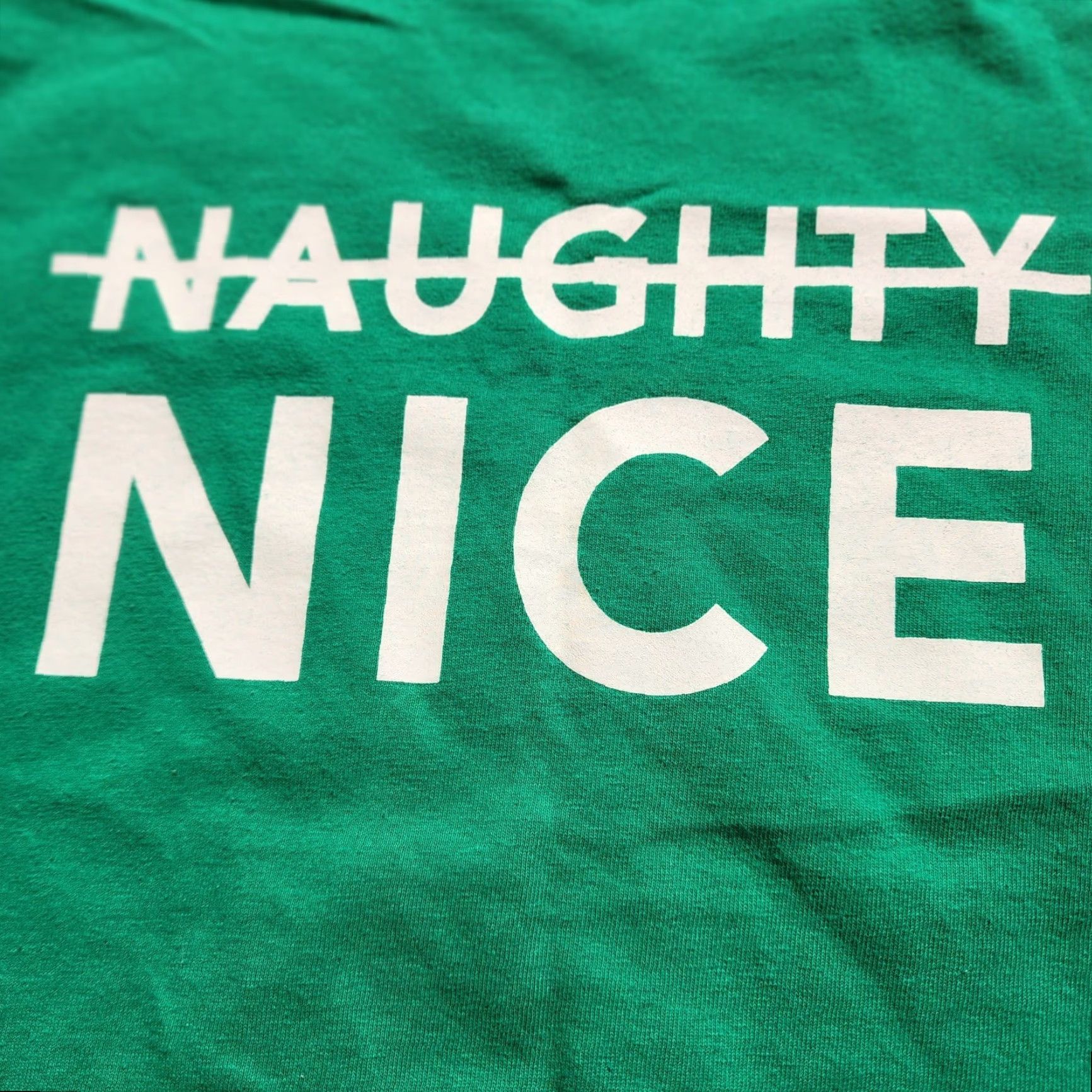 Vintage VINTAGE Toys "R" Us Christmas Naughty Nice T Shirt Mens S Green Cotton Short Sleeve Crew Neck Graphic Tee 2000-2009 Size US S / EU 44-46 / 1 - 3 Thumbnail