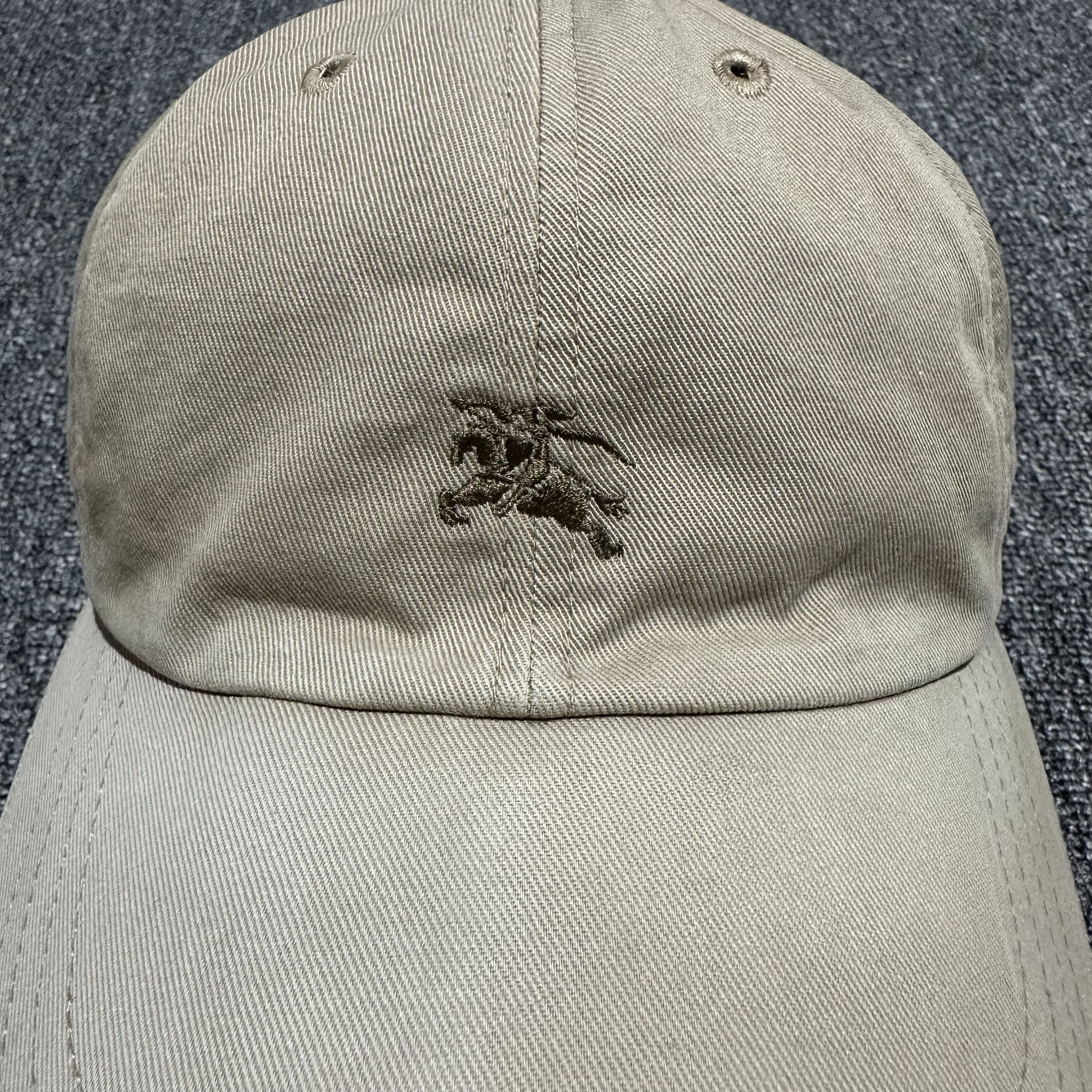 Burberry Burberry Hats Size ONE SIZE - 3 Thumbnail