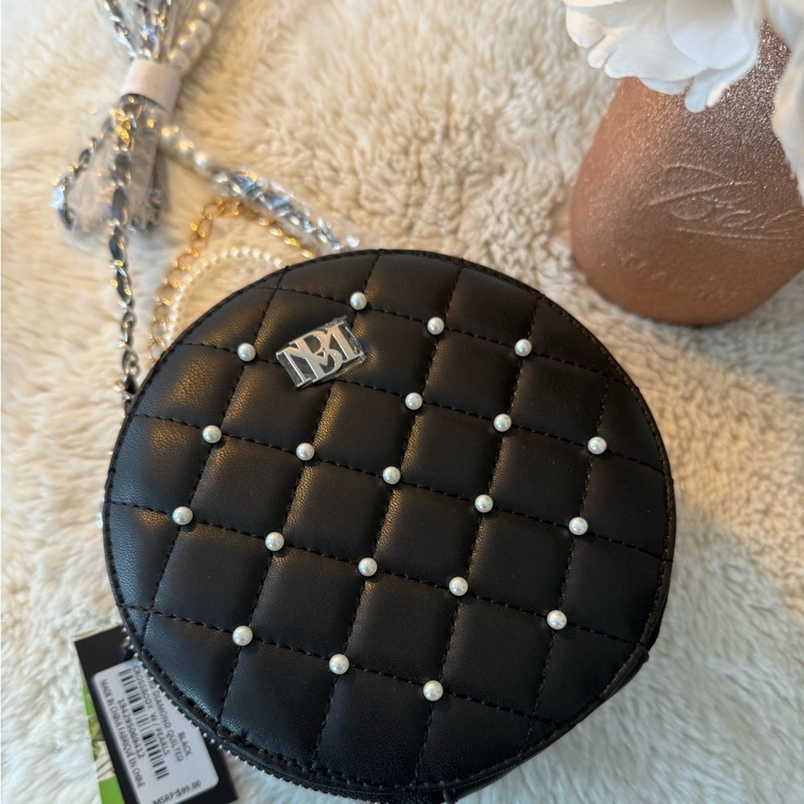Badgley Mischka Badgley Mischka Round Diamond Quilted Crossbody Size ONE SIZE - 4 Thumbnail