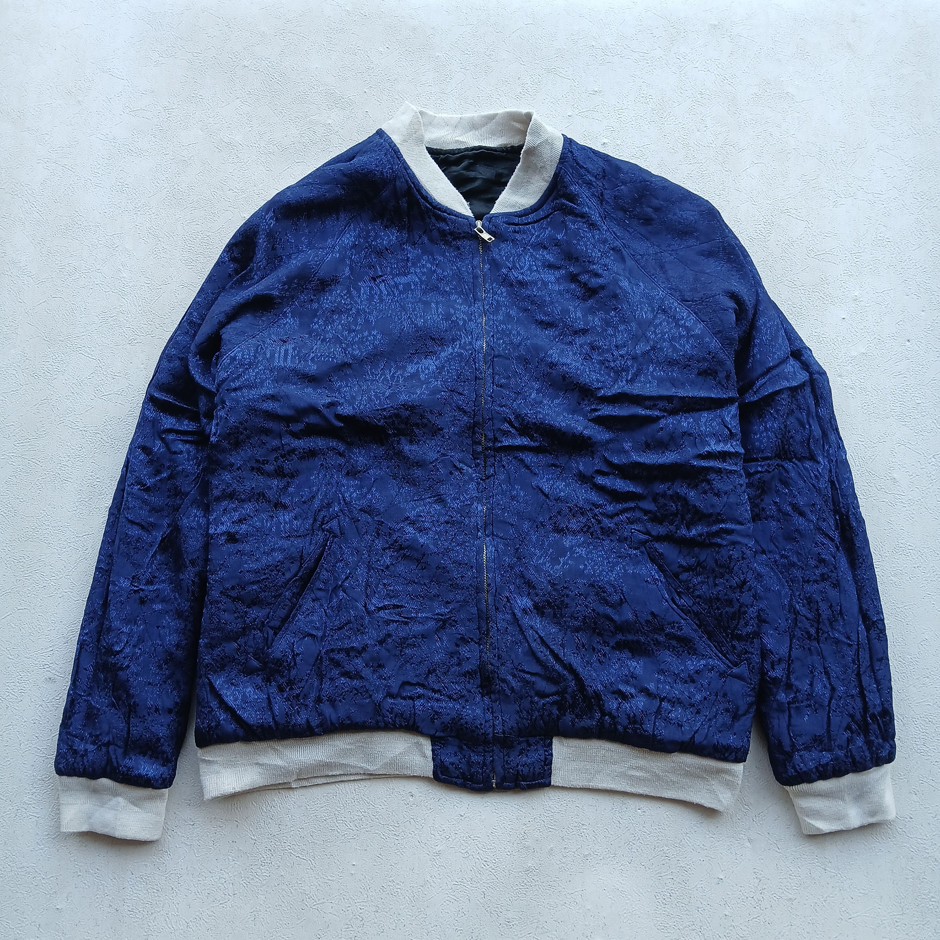 Anime × Vintage Vintage Sukajan anime gegege no kitaro reversible Size US L / EU 52-54 / 3 - 6 Thumbnail