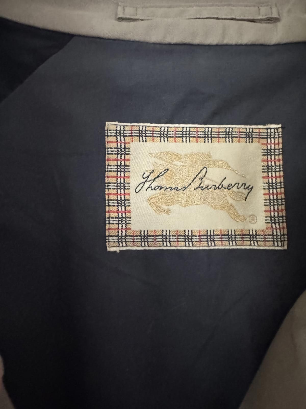 Burberry Vintage Thomas Burberry Men’s 50Short Beige Trench Coat Size US M / EU 48-50 / 2 - 4 Thumbnail