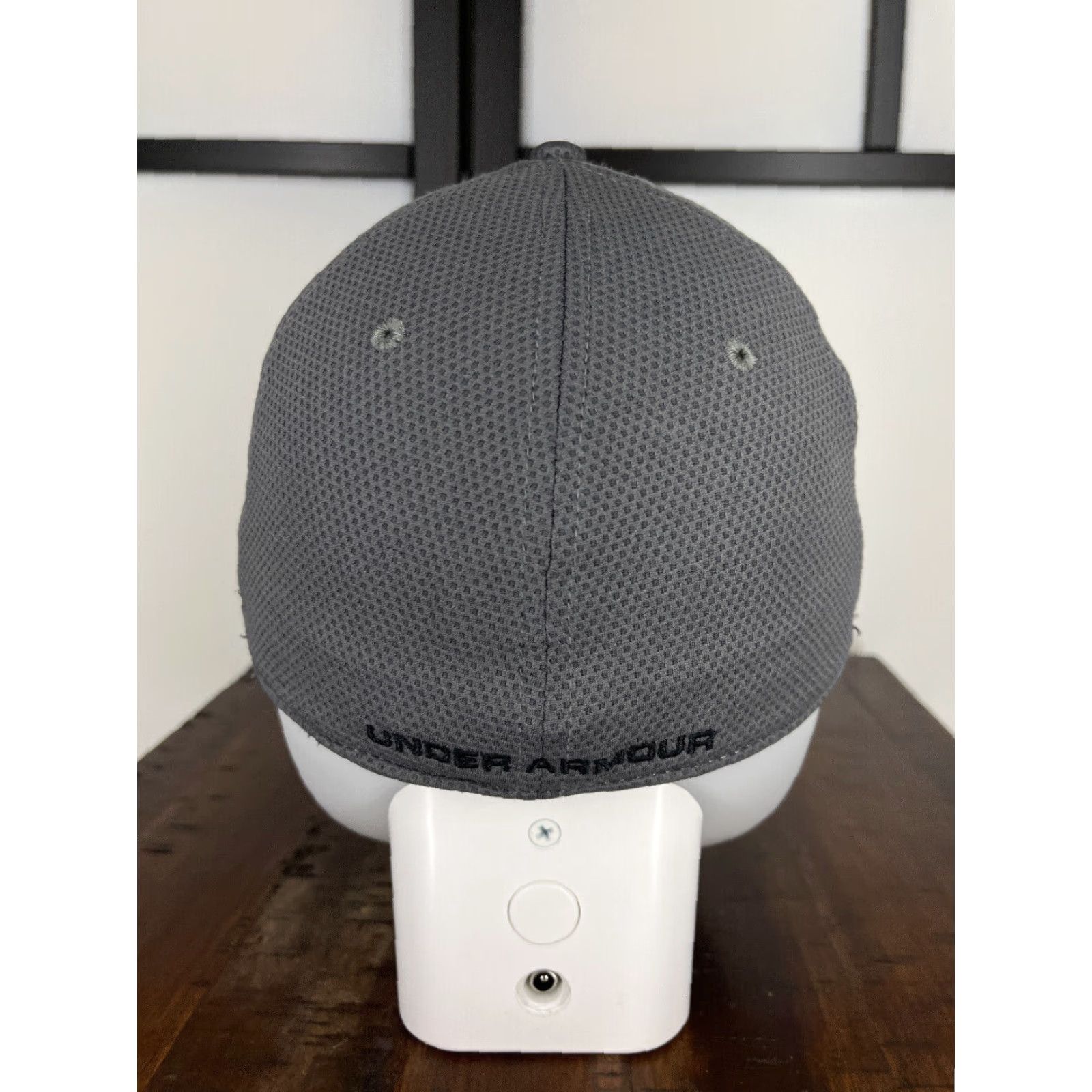 Under Armour Under Armour Hat Cap Fitted Adult Large Gray Logo Classic Fit Polyester Baseball Cap Mens Size ONE SIZE - 7 Thumbnail
