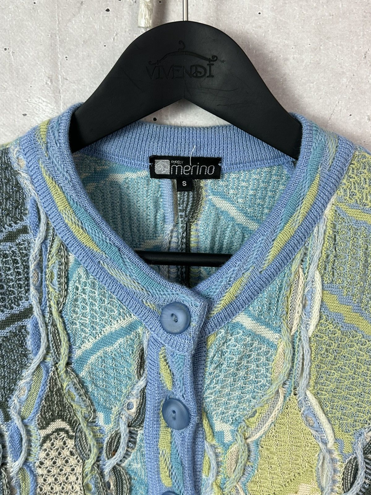 Vintage Vintage Coggi Style Wool Blue Knit Embroidered Cardigan Size US M / EU 48-50 / 2 - 5 Thumbnail
