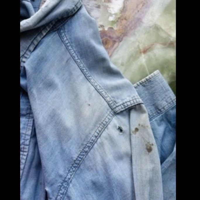Levi's × Levi's Vintage Clothing × Vintage VINTAGE 1970s LEVI'S SHIRT ORANGE TAB BLUE DENIM DISTRESSED Size US XL / EU 56 / 4 - 9 Thumbnail