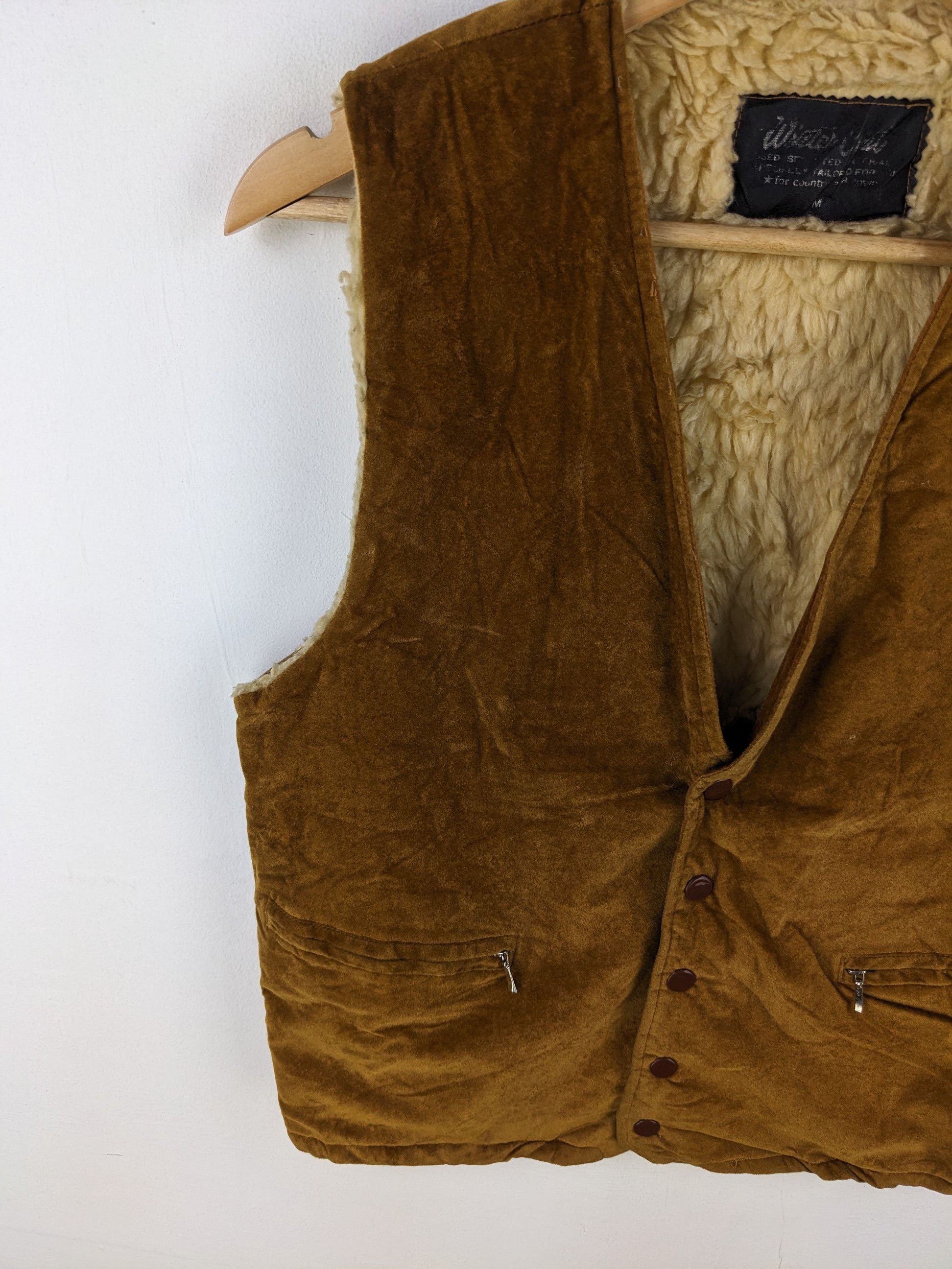 Japanese Brand × Velvet × Vintage Vintage Velvet Vest Lining Sherpa Snap Button Size US M / EU 48-50 / 2 - 8 Thumbnail