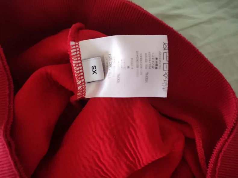 Givenchy Givenchy Black Ripped Letter Round Neck Hoodie Size US XS / EU 42 / 0 - 4 Thumbnail