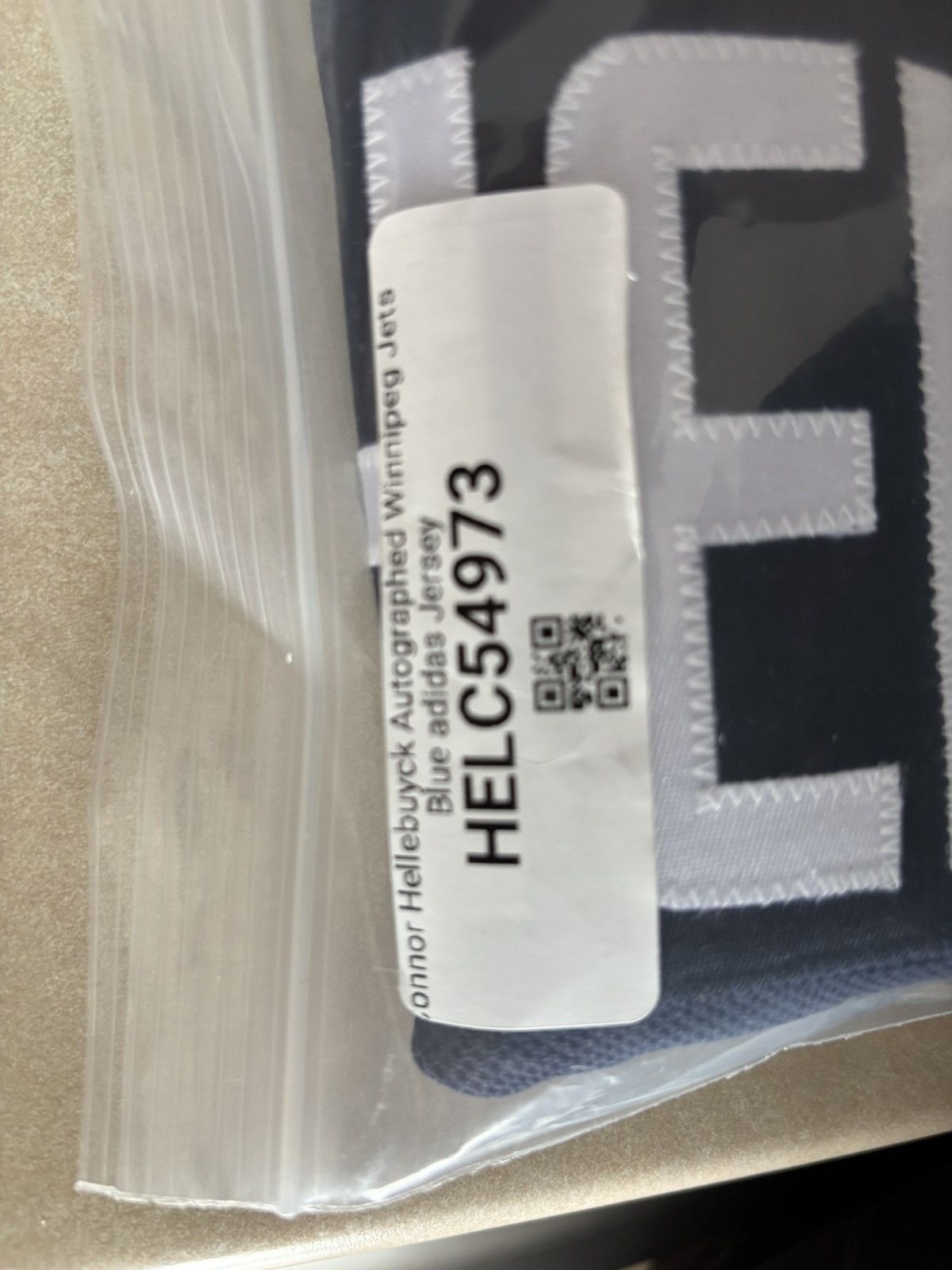 Adidas Adidas Connor Hellebuyck signed jersey with COA Size US L / EU 52-54 / 3 - 2 Thumbnail