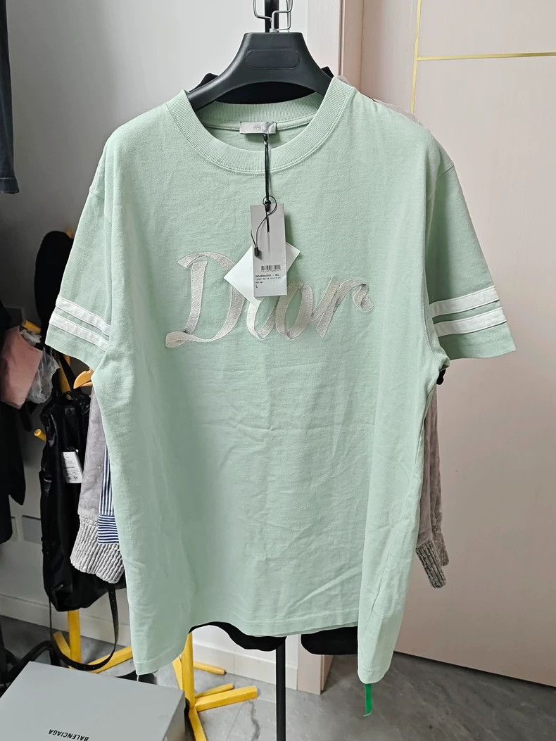 Dior DIORFW22 Logo Digital Short Sleeve 2503-Nextarrow Size US L / EU 52-54 / 3 - 1 Thumbnail