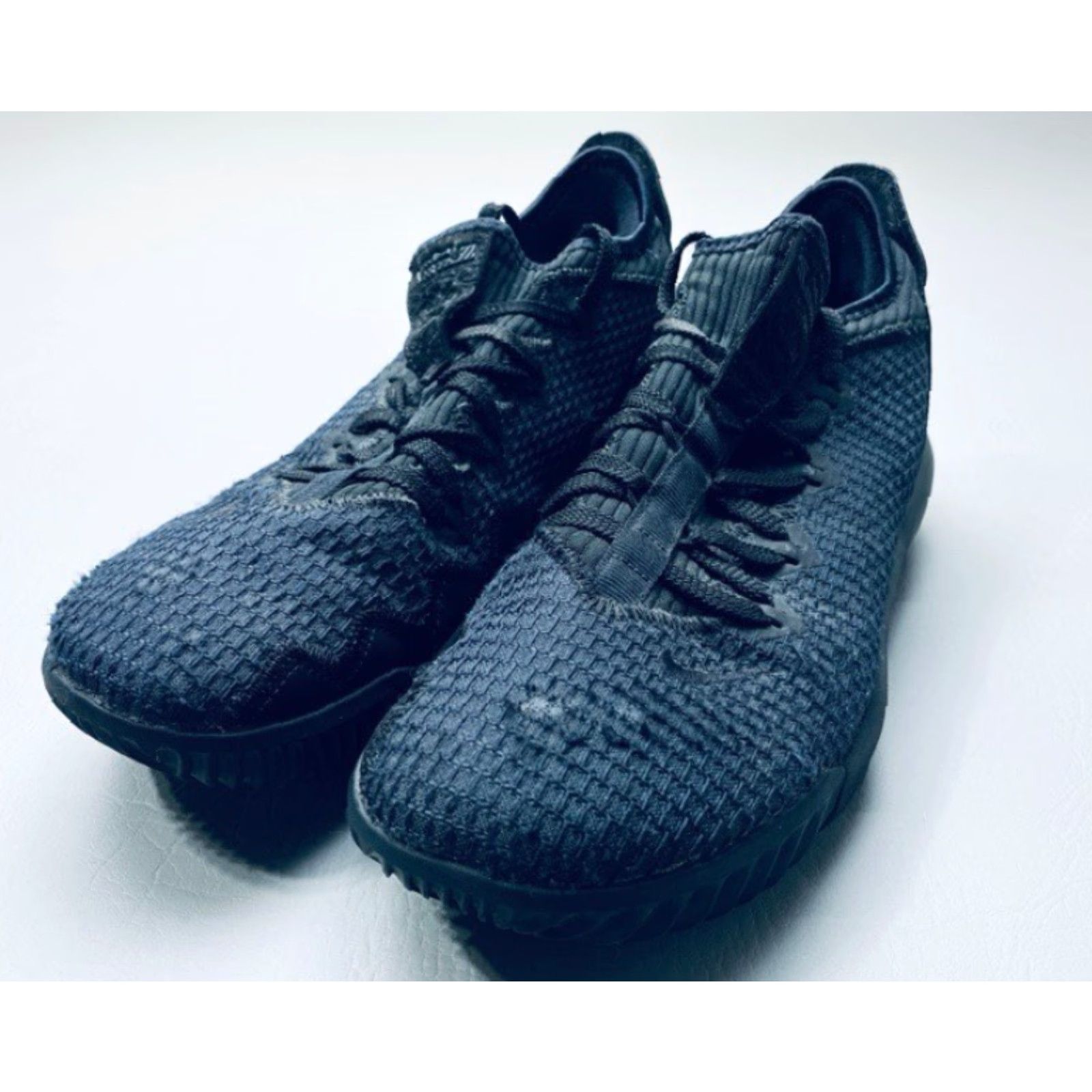 Nike VINTAGE Nike Mens LeBron 16 Low Triple Black Lace Up Size 11 CI2668-002 *FLAWS Size ONE SIZE - 2 Thumbnail