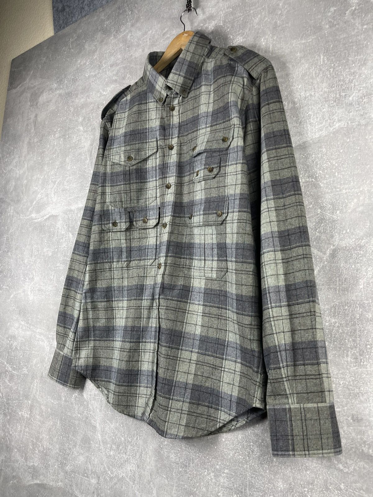 Dolce & Gabbana Dolce&Gabbana Archives Multipocket Wool Flannel Shirt Size US L / EU 52-54 / 3 - 2 Thumbnail