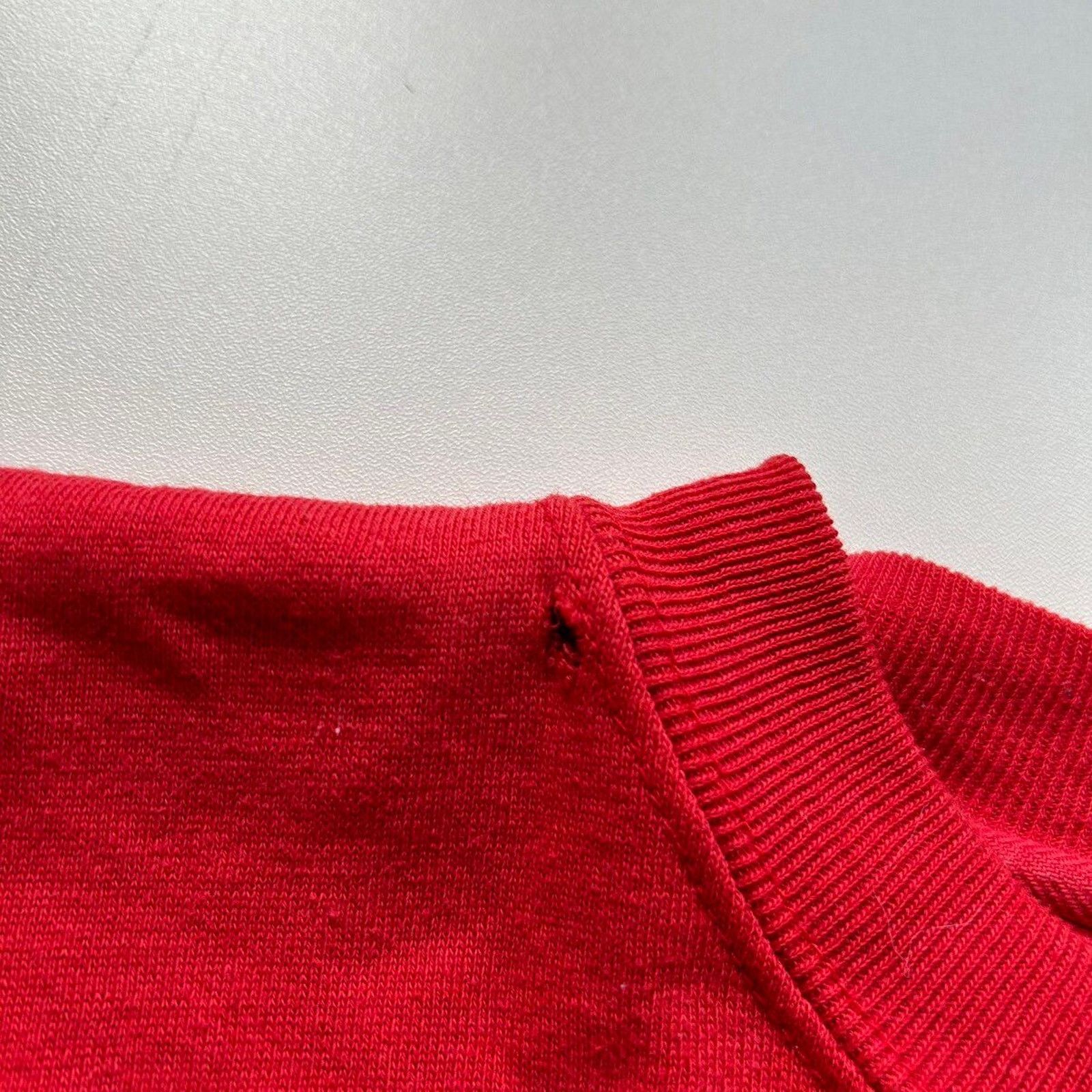 NBA × Vintage Vintage 1990s Chicago Bulls NBA Claw Graphic Crewneck Red XL Size US L / EU 52-54 / 3 - 4 Thumbnail