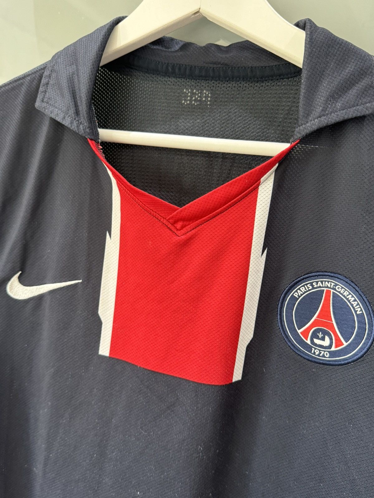 Nike Paris saint germain Nike 2010/2011 player issue shirt Size US M / EU 48-50 / 2 - 4 Thumbnail