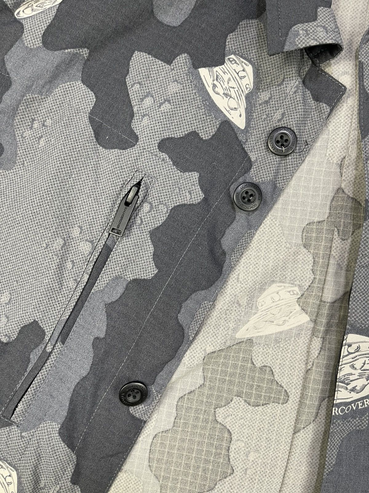 GU × Undercover GU x Undercover Oversized Ripstop Fatigue Overshirt Size US L / EU 52-54 / 3 - 10 Thumbnail