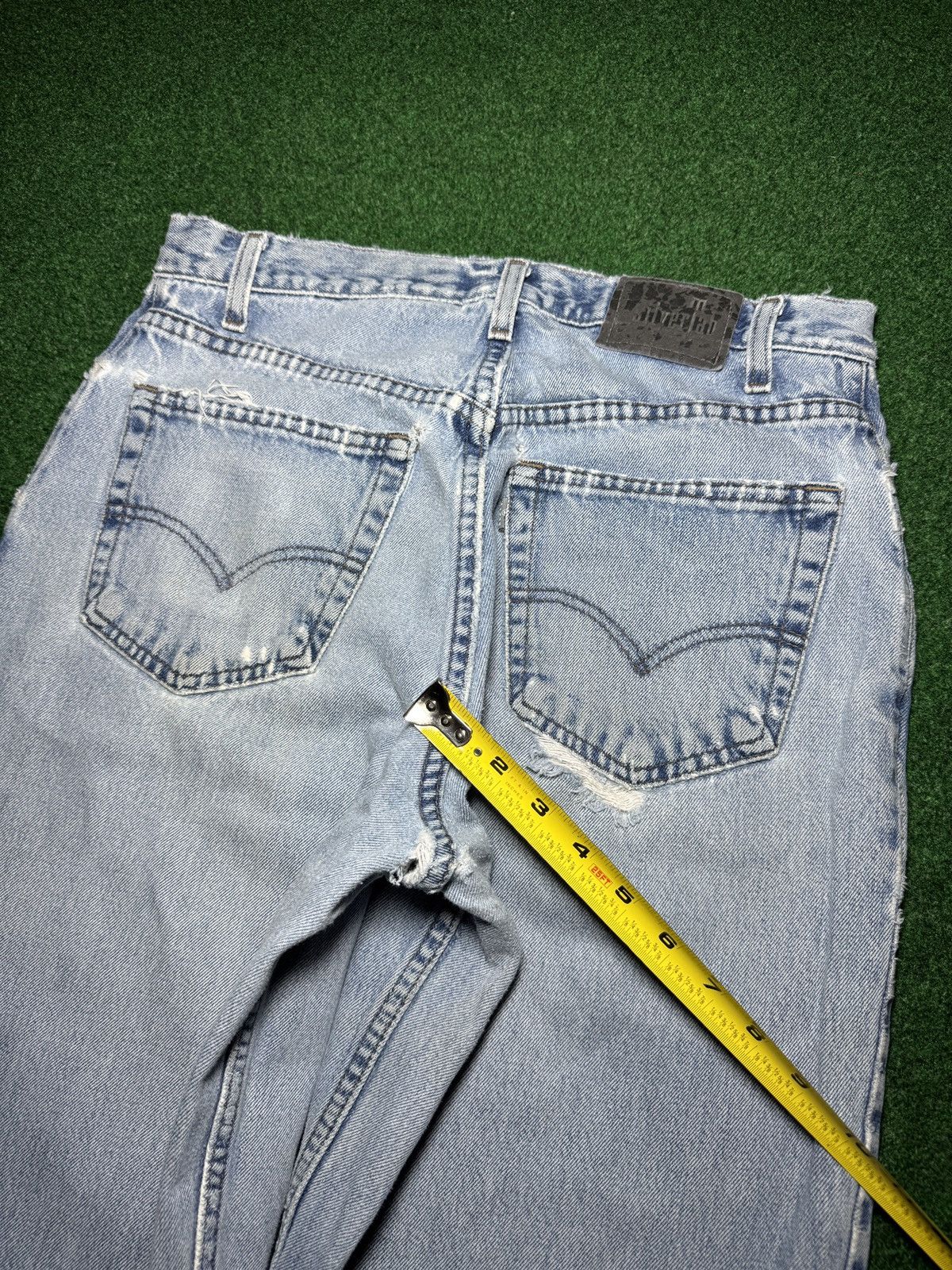 Levi's Vintage Clothing Vintage 90s Silvertab Levi’s Loose Distressed 32x34 Jeans Size US 32 / EU 48 - 10 Thumbnail