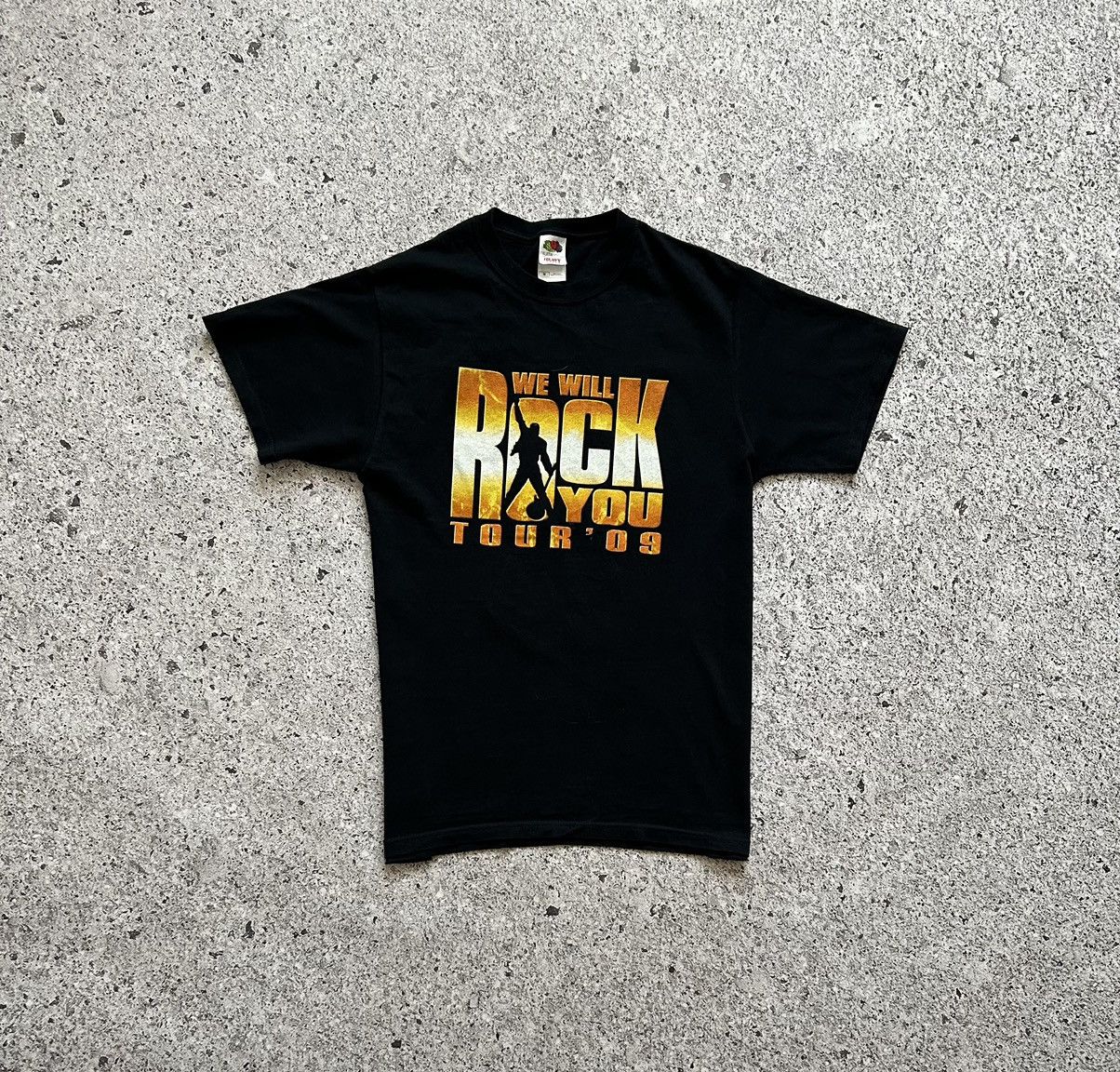 Band Tees × Vintage Vintage We Will Rock You Queen Tour 2009 Rock Band T-Shirt Size US M / EU 48-50 / 2 - 3 Thumbnail