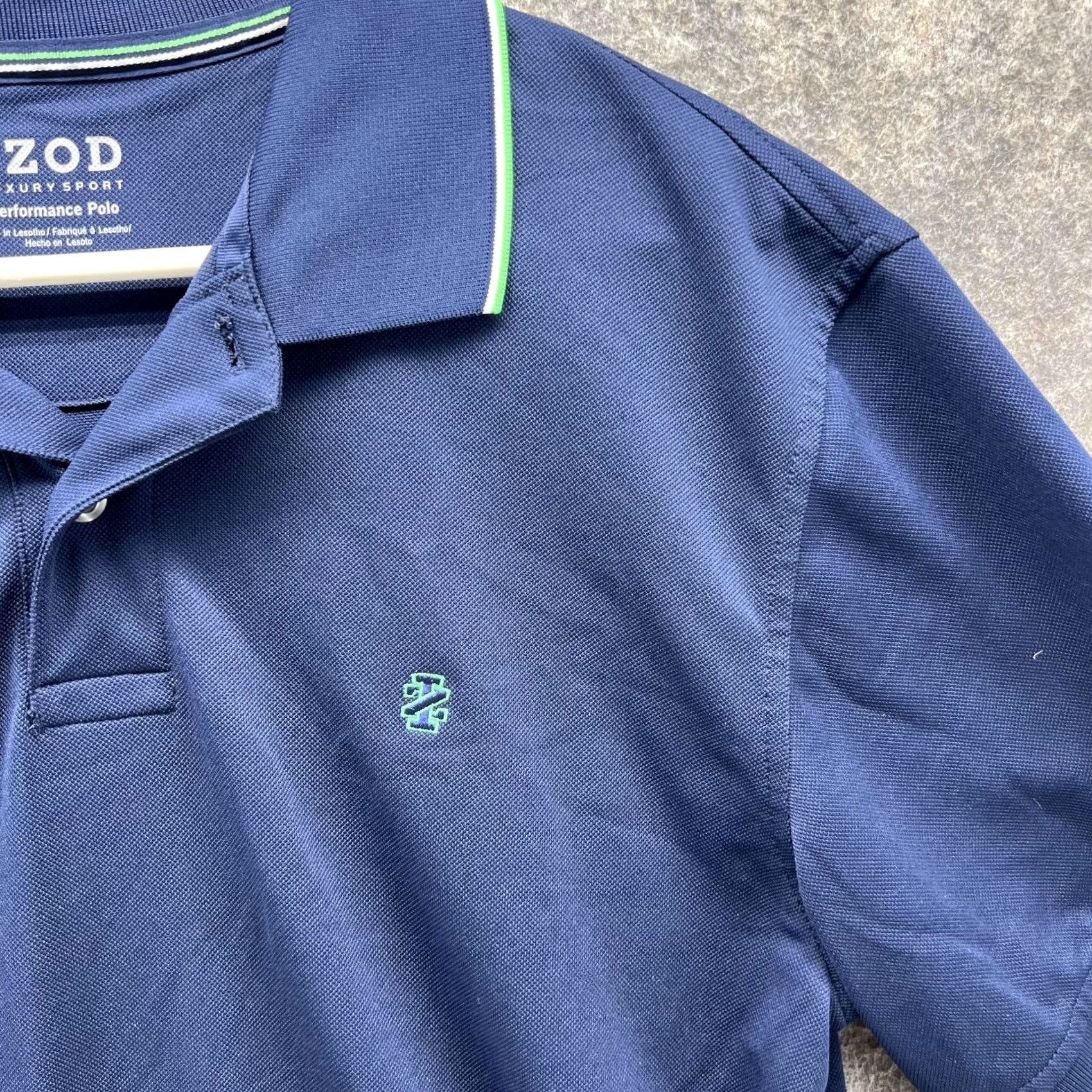 Izod IZOD Polo Shirt Men Medium Adult Blue Navy Performance Luxury Sport Polyester Shirt Short Sleeve Chest 40 Regular Fit Size US M / EU 48-50 / 2 - 4 Thumbnail