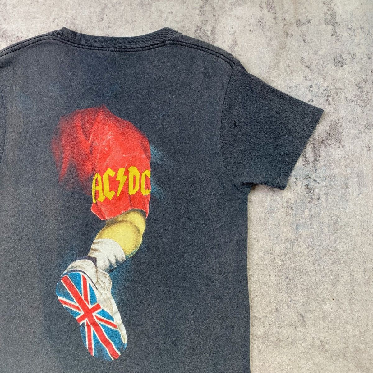 Band Tees Vintage AC/DC Sun Faded ERD GRUNGE Rock Band Tee Shirt Size US L / EU 52-54 / 3 - 3 Thumbnail