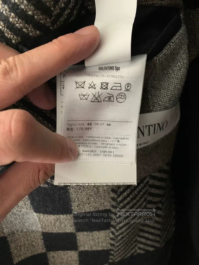 Valentino Valentino Stitched coats Size US M / EU 48-50 / 2 - 7 Thumbnail
