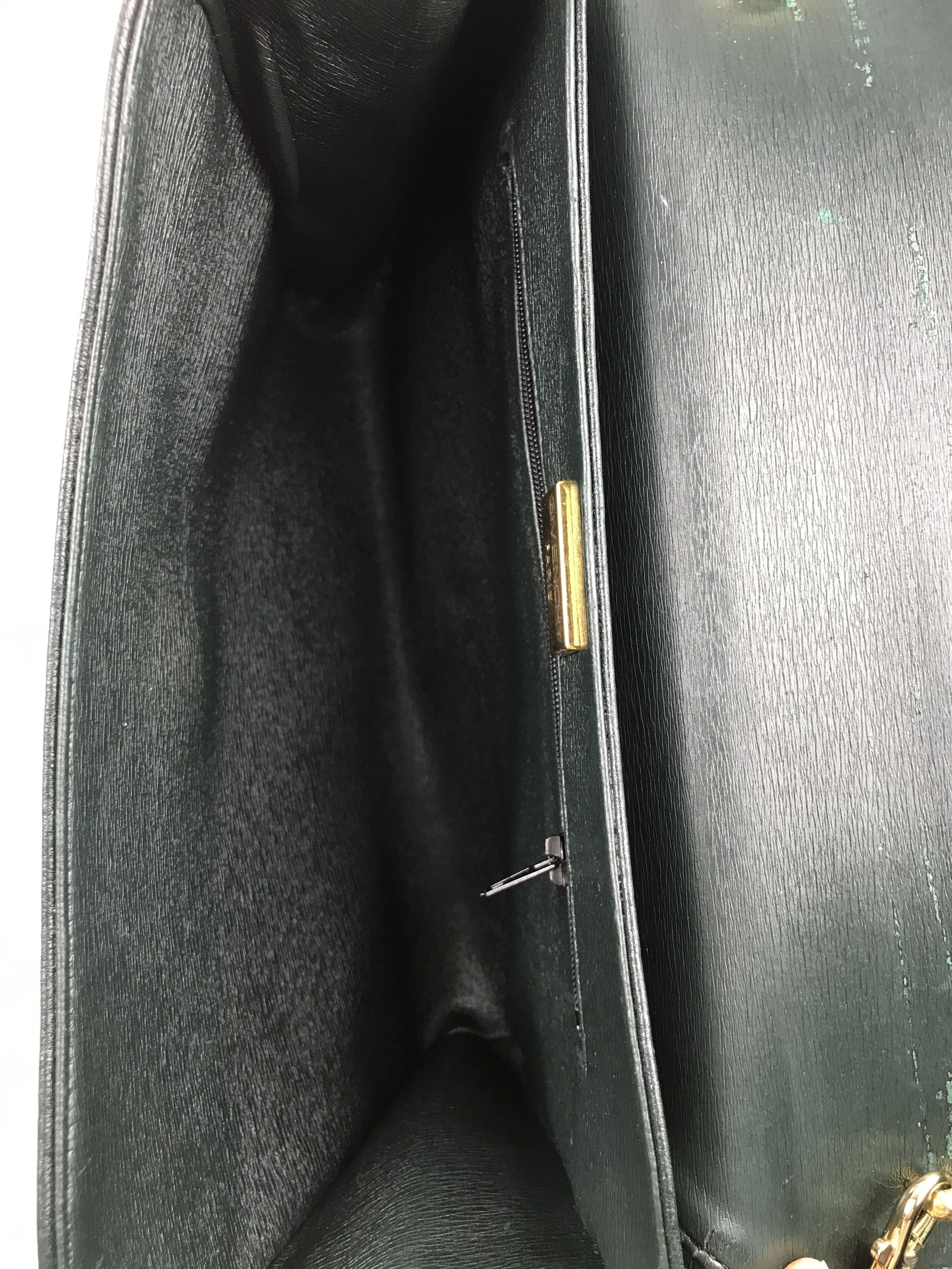 Givenchy Vintage Givenchy Handbag Genuine Leather Size ONE SIZE - 11 Thumbnail