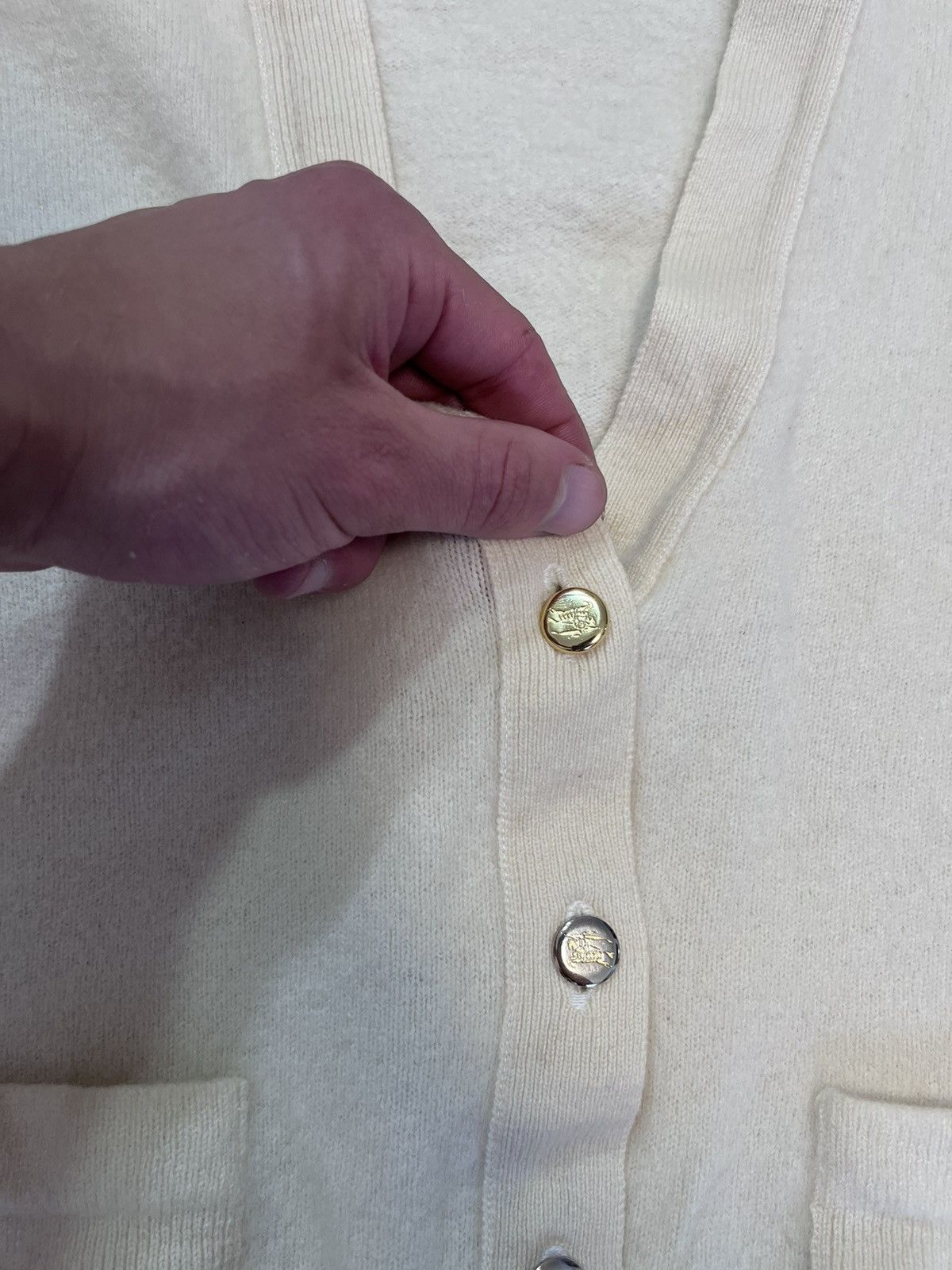 Burberry Burberrys Lambswool Cardigan Vintage Size 40 Logo Buttons Size S / US 4 / IT 40 - 8 Thumbnail
