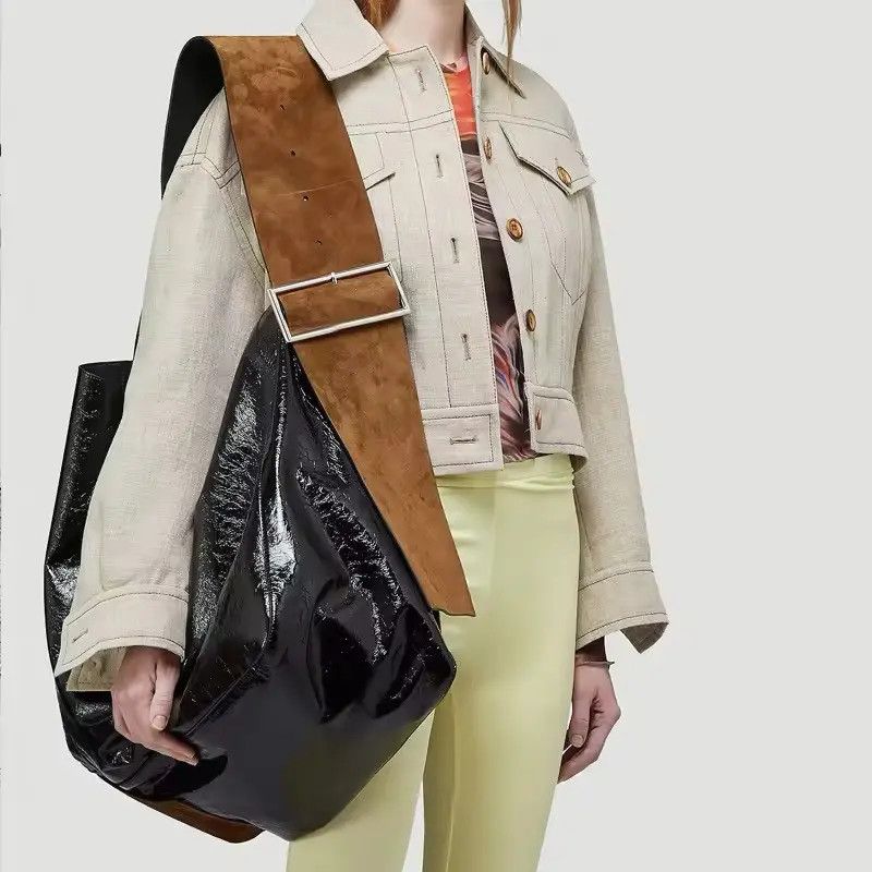 Designer Design Large Capacity PU Leather Wide Strap Shoulder Bag Size ONE SIZE - 2 Thumbnail