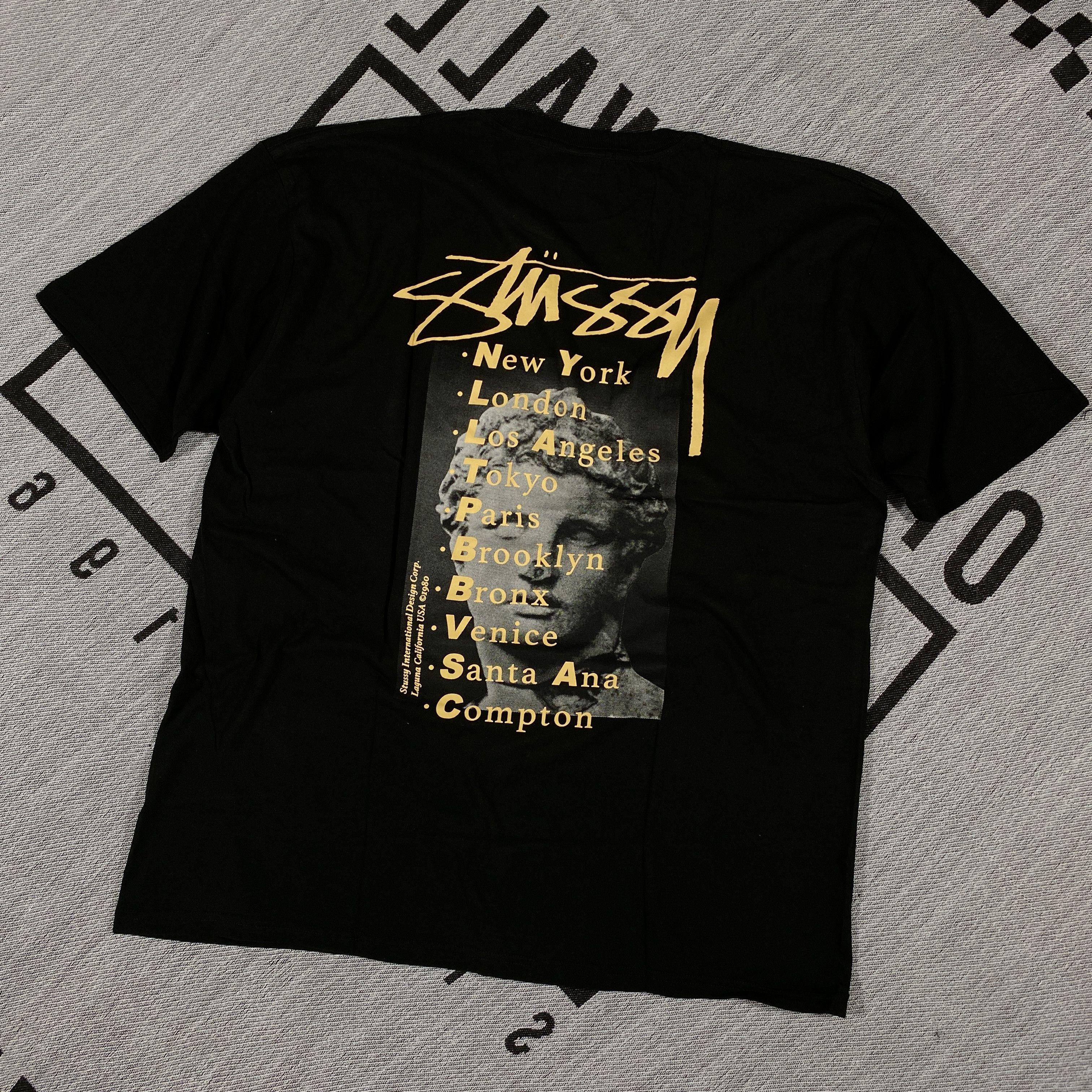 image of Stussys Statue Pig Dyed Tee Medium in Black, Men's