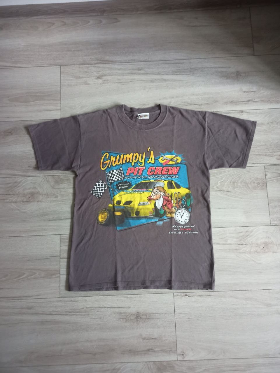 Disney Walt Disney World Grumpy's Pit Crew Racing Vintage Y2K Size US L / EU 52-54 / 3 - 6 Thumbnail
